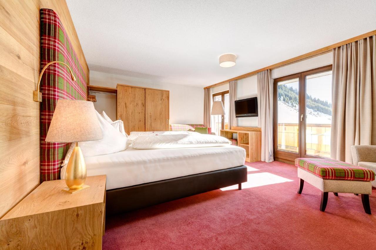 Alpenresort Walsertal Damuels Exteriör bild