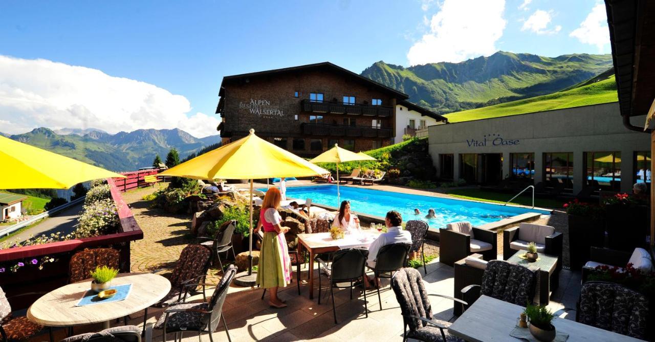 Alpenresort Walsertal Damuels Exteriör bild